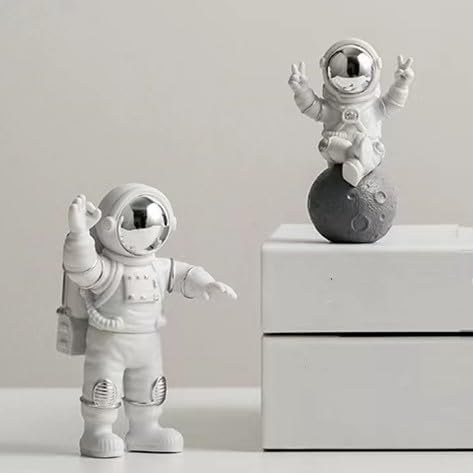 Silver White Astronaut Statues Set, Spaceman Figurines Outer Space Theme Room Decor Cake Toppers
