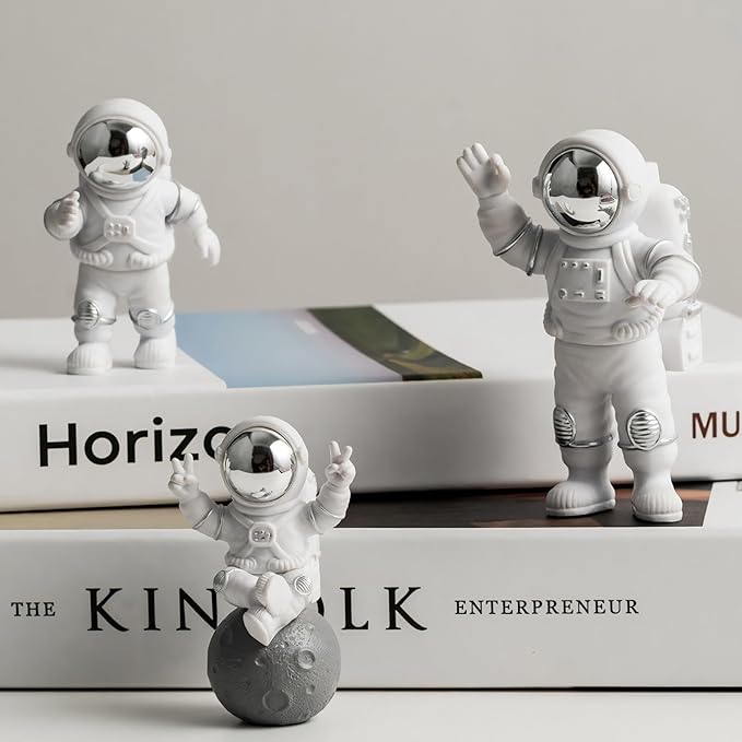 Silver White Astronaut Statues Set, Spaceman Figurines Outer Space Theme Room Decor Cake Toppers