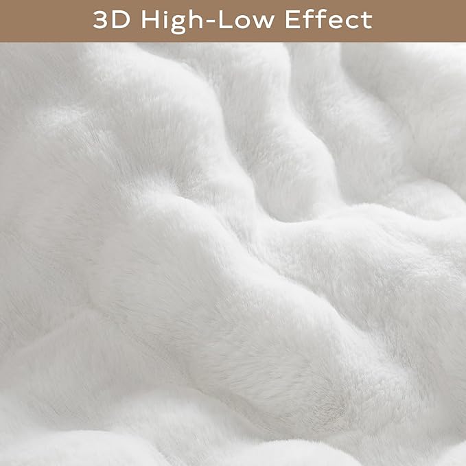 Ashler Faux Rabbit Fur Rug, White 6x9 FT Fluffy Soft Runner Area Rugs, Rectangle Fuzzy Carpet for Living Room, Bedroom, Machine Washable Shaggy Nursery - 3D Bubble Mat