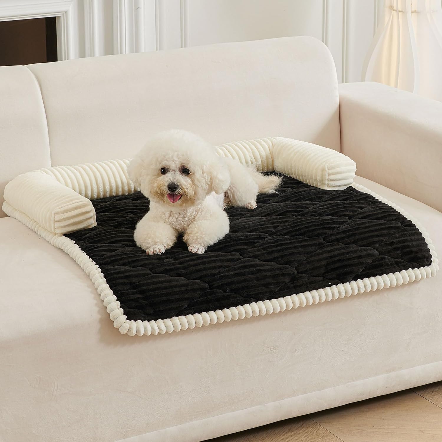 HAOMAIJIA Dog Couch Bed for Large Dogs, Non Slip Pet Couch Covers for Sofa Thick Soft Washable Dog Couch Cover Protector All Seasons Universal Dogs and Cats Bed Mat (Black, Large)