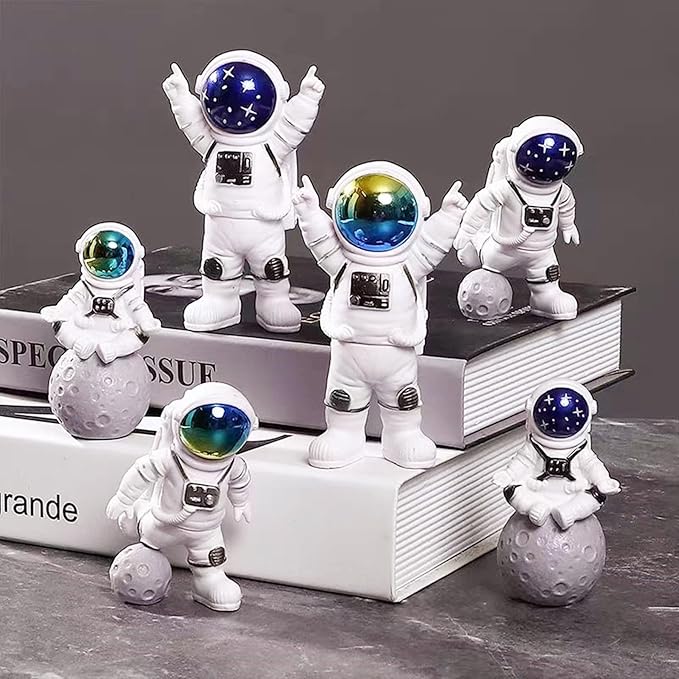 Gradient Astronaut Statues Set of 4, Spaceman Figurines Space Theme Decor for Room Shelf Desk Cake Toppers