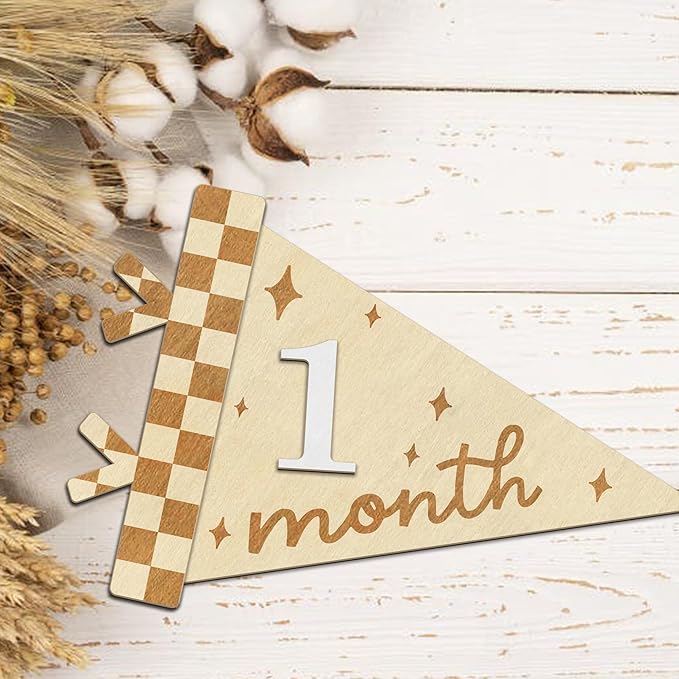 Baby Monthly Milestone Signs - Month Milestone Baby Boy - Baby Milestone Signs - Newborn Photography Props to Document Your Baby´s Growth - 1-12 Months Baby Milestone Signs (B08)
