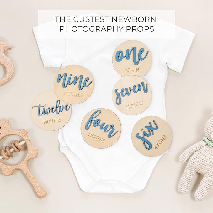 Baby Monthly Milestone Discs for Boy: Milestone Marker Circles Wooden Cards from 1-12 Months for Photo Props - Newborn Age Signs for Gifts