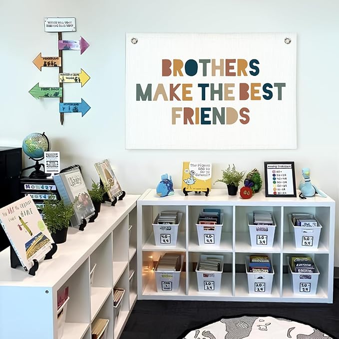Lacama Brothers Make The Best Friends Linen Hanging Banner Flag Neutral Wall Sign Decor Gift for Nursery Bedroom Playroom Game Room Baby Kids Girl Boy Girl Teen Birthday Christmas Gift,30x20 in