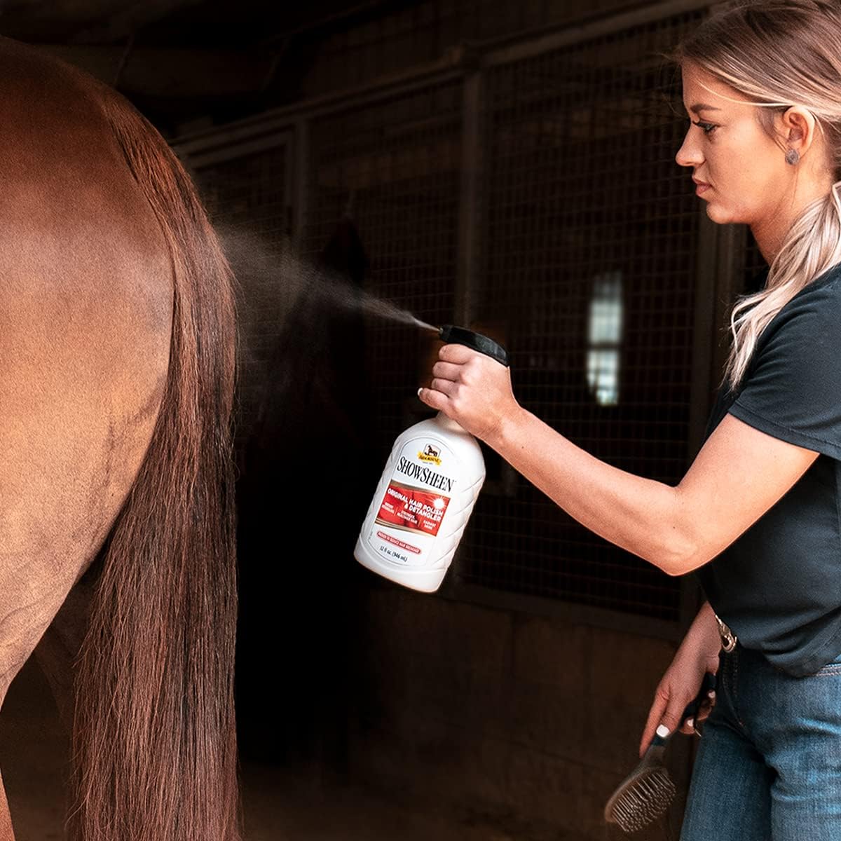 Absorbine ShowSheen Hair Polish & Detangler 32oz Spray Bottle, Horse and Dog Coat, Mane and Tail, Instant Detangling & Reduces Hair Breakage for Healthy Grooming & Radiant Shine