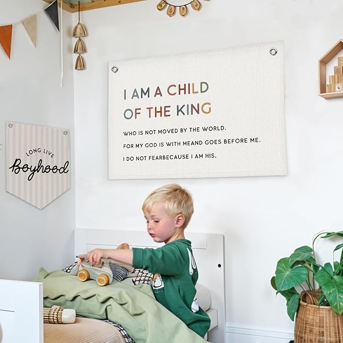 Lacama Christian Wall Decor for Boys Room, Baby Boys Nursery Decor, Bible Verse Wall Linen Hanging Banner Flags, I Am a Child of The King Banner Neutral Wall Decor, Birthday Gift 30x20 Inch