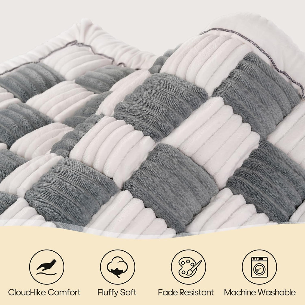 Backseat Pet Bed Mat, Non-Slip Plaid Dog Bed for Car Back Seat, Flannel Backseat Dog Bed, Fit for Backseat Extenders and Trucks SUVs (Bluegrey&White, 24.8x54 inch)