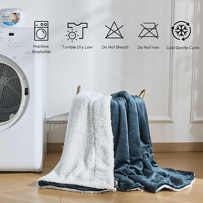 NANPIPER Warm Sherpa Blanket Queen Size for Bed, Soft Fleece for Winter, Fuzzy Plush Throw Gift for Women, Forest Green 90x90 Inches