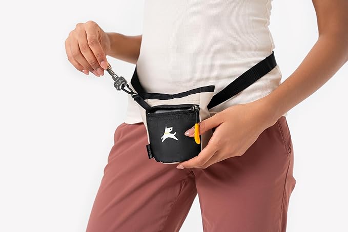 OllyDog, Goodie Treat Bag, Dog Treat Training Pouch | Magnetic Closure | 3 Ways - Image 3