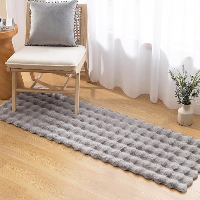 Ashler Faux Rabbit Fur Rug - Light Grey 6 FT Fluffy Soft Runner, Rectangle Fuzzy Carpet for Living Room, Bedroom, Machine Washable Shaggy Nursery Rug - 3D Bubble