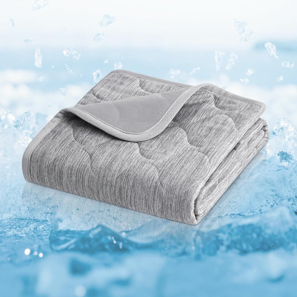 Cozy Bliss Leakproof Cooling Blanket for Small Dogs, Q-Max>0.4, Durable & Washable Dog Cooling Mat for Hot Weather, Soft Pet Throw & Couch Protector for Puppies & Cats, 25x35 Inch, Heather Silver Grey