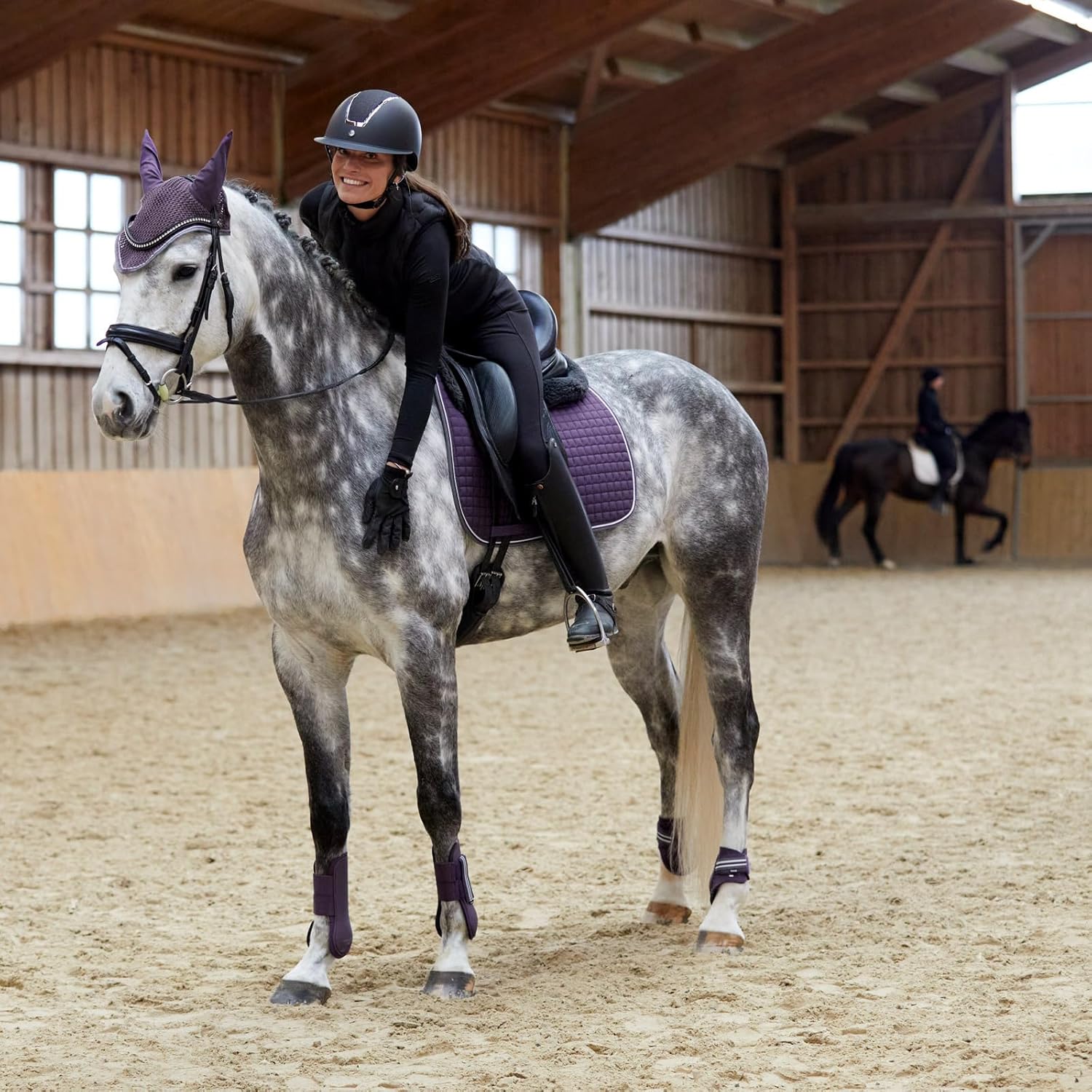 HORZE Adepto Quilted Quick-Dry Dressage Saddle Pad for Horses with Two-Tone Trim