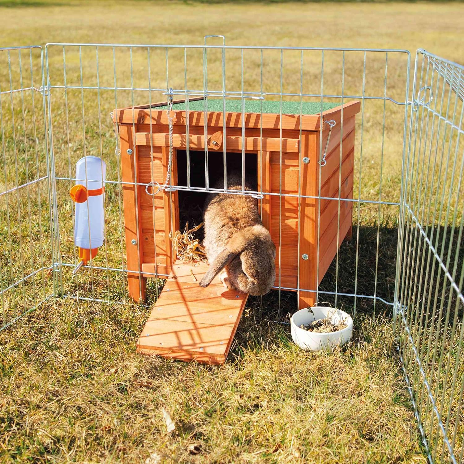 TRIXIE natura XS Small Animal House - Outdoor/Indoor Rabbit Hideout with Hinged Roof & Raised Floor - Solid Wood House with Entry Ramp, Weather-Resistant Home for Bunnies & Guinea Pigs - Brown