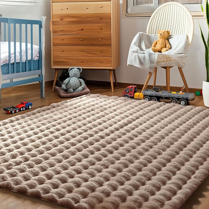 nuLOOM Jeni Taupe, 2'6" x 10', Solid Faux Rabbit, Fluffy and Cozy, High Traffic, Stain Resistant, Easy Clean, Durable Washable Runner for Bedroom, Living Room, Dining, Den, Foyer, Entryway